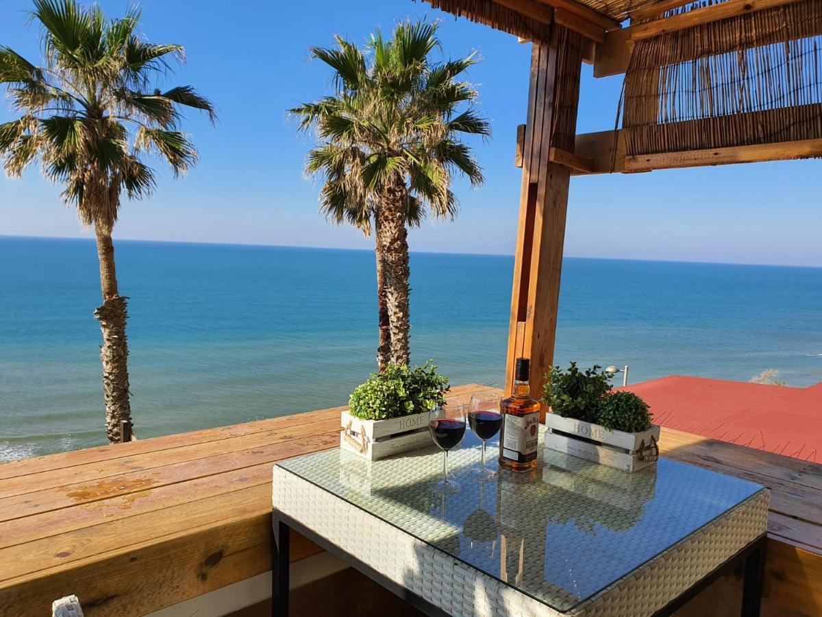 Magic On The Sea-Suites With A Private Jacuzzi And A Private Sea View เนทันยา ภายนอก รูปภาพ