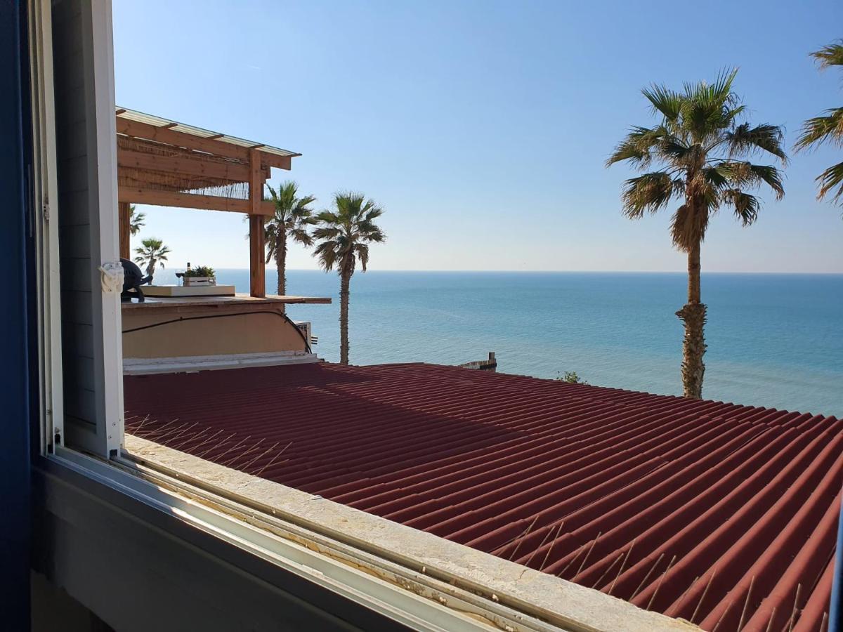 Magic On The Sea-Suites With A Private Jacuzzi And A Private Sea View เนทันยา ภายนอก รูปภาพ